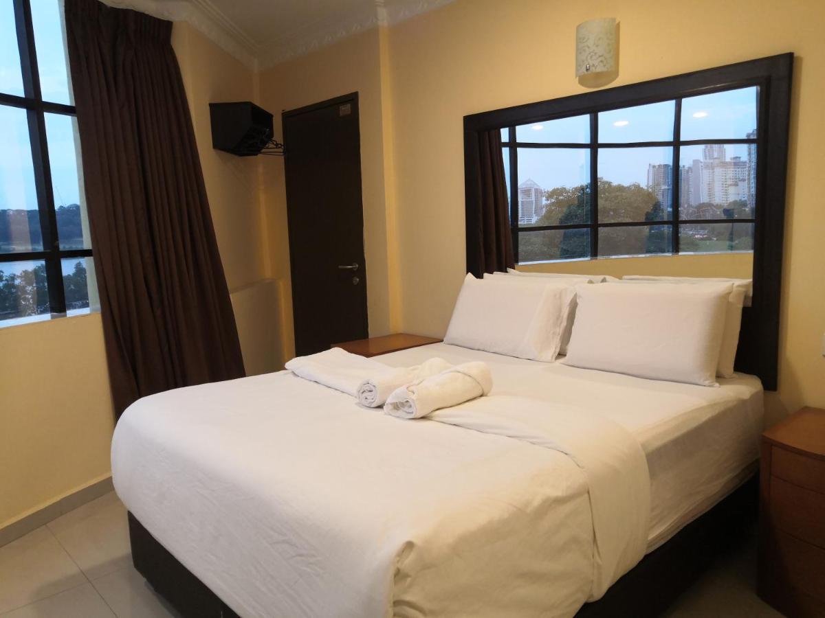 City Times Inn Сери-Кембанган Экстерьер фото