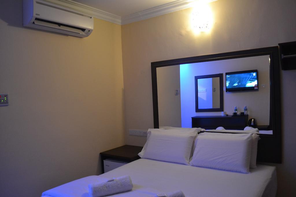 City Times Inn Сери-Кембанган Экстерьер фото